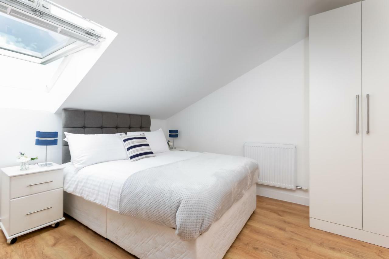 Skyvillion - Cozy Apartments In Enfield Town With Free Parking & Wifi Zewnętrze zdjęcie